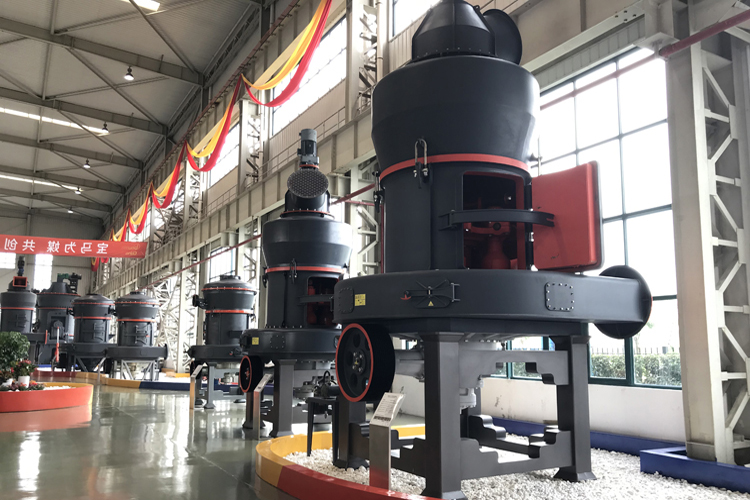 常用的可靠矿石磨粉机的配件用什么材料好？